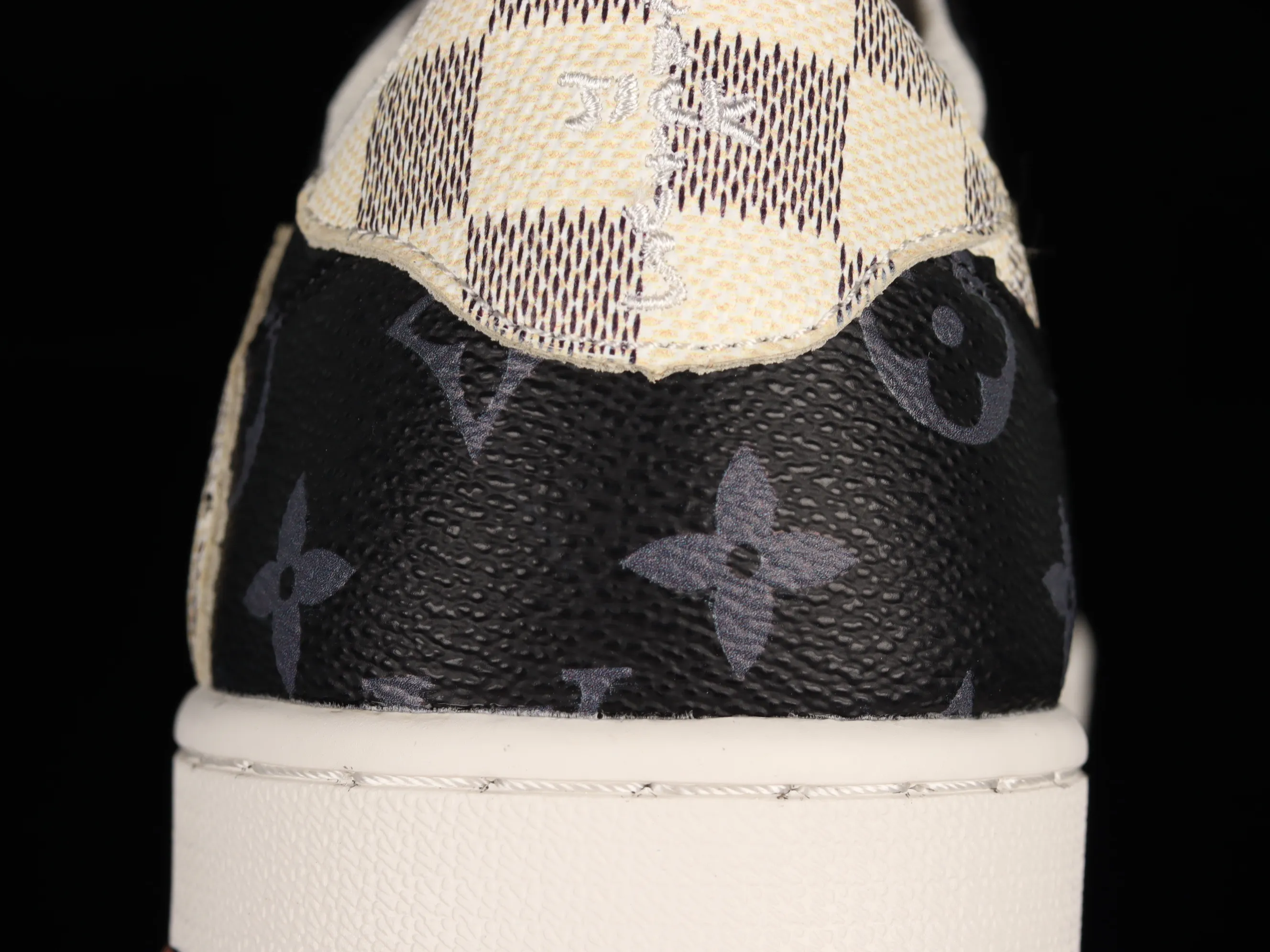 All categories Air Jordan Jordan series basketball shoes Air Jordan 1 Low Donkey brand x Travis Scott x Air Jordan 1 AJ1 Joe 1 lightning overhead low-top basketball shoes DM7866-512